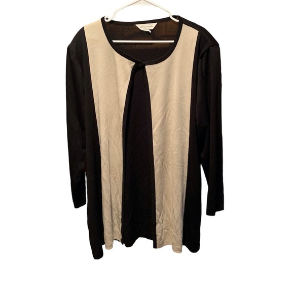 Exclusively Misook Woman One Button Cardigan Black & Cream - Picture 1 of 5